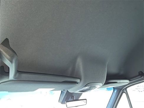 Used 2025 Mercedes-Benz Sprinter 2500 image 22