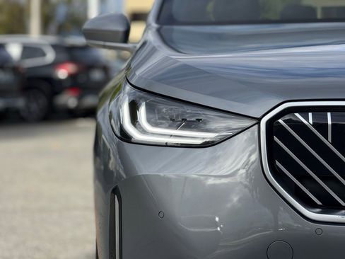 Used 2025 BMW X3 xDrive30i w/ Premium Package image 13