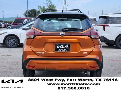 Used 2021 Nissan Kicks SR w/ SR Premium Package FWD image 5
