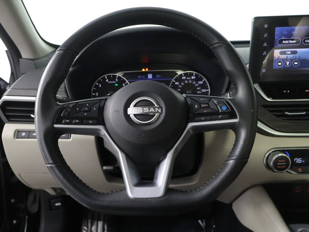 Used 2025 Nissan Altima 2.5 SL FWD image 38