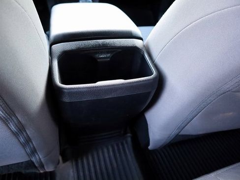 Used 2022 Toyota Tacoma TRD Off-Road image 26