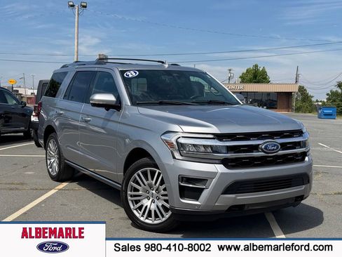 Used 2023 Ford Expedition Limited AWD/4WD image 1