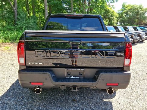 Used 2024 Honda Ridgeline Black Edition image 5
