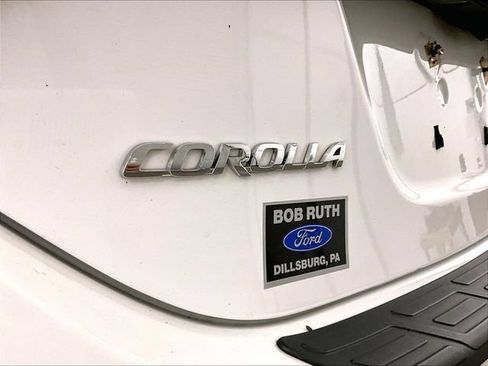Used 2018 Toyota Corolla SE w/ Body Protection Package FWD image 13