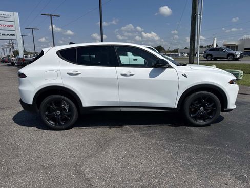 New 2025 Dodge Hornet GT w/ GT Blacktop Package image 6