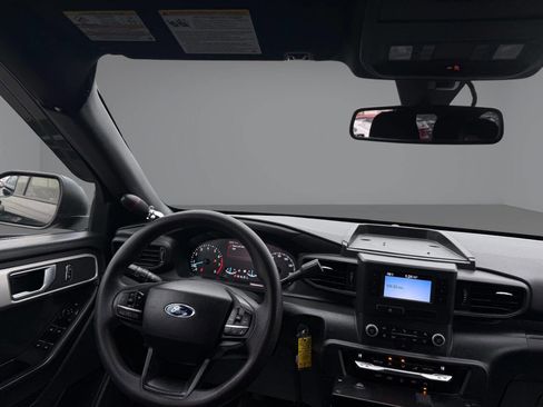 Used 2021 Ford Explorer Police Interceptor Utility AWD image 25