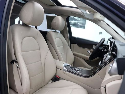 Used 2019 Mercedes-Benz GLC 300 image 13