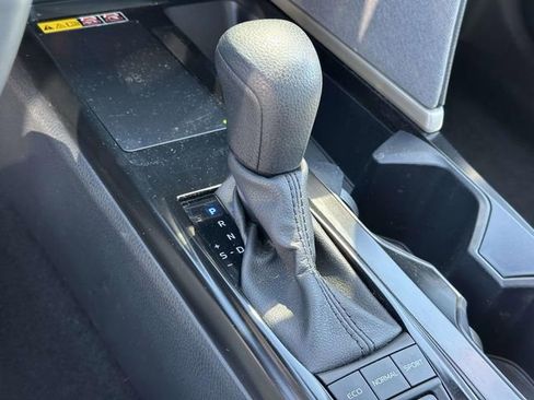 Used 2025 Toyota Camry LE w/ Convenience Package FWD image 36