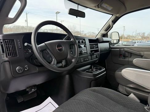 Used 2024 GMC Savana 2500 w/ Driver Convenience Package image 18