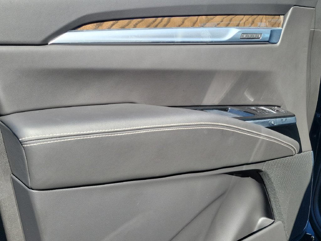 Used 2026 Cadillac Escalade Platinum Sport AWD/4WD image 22