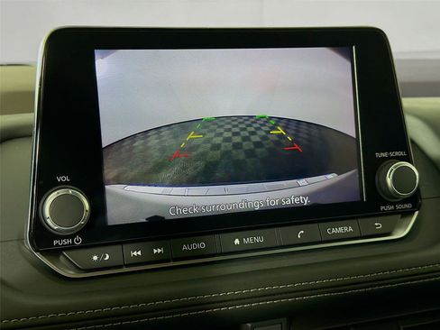 Used 2023 Nissan Rogue SV AWD/4WD image 15