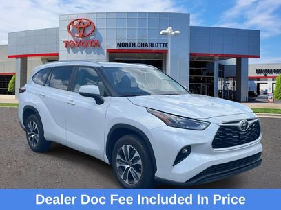 Used 2023 Toyota Highlander XLE
