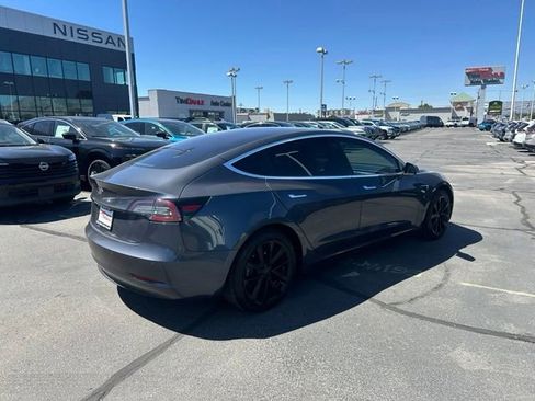 Used 2018 Tesla Model 3 Long Range RWD image 12