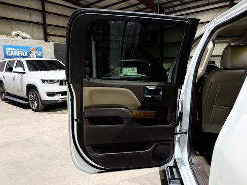 Used 2018 GMC Sierra 1500 SLT w/ SLT Premium Package AWD/4WD image 15