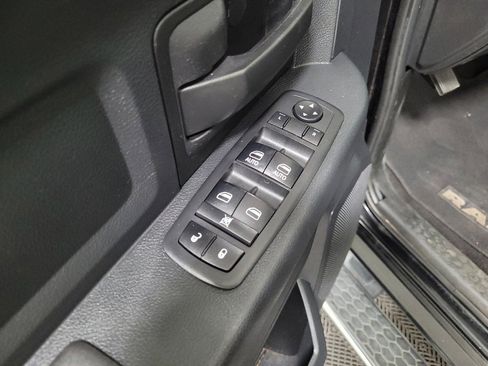 Used 2017 RAM 1500 Express w/ Express Value Package AWD/4WD image 27
