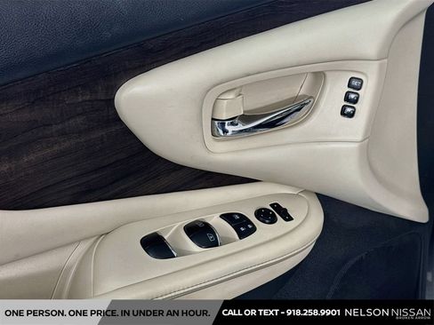Used 2020 Nissan Murano Platinum w/ Cargo Package FWD image 18