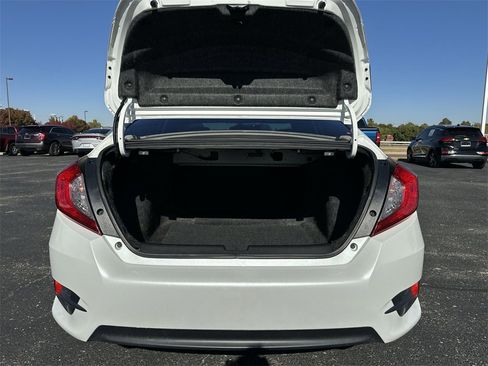 Used 2018 Honda Civic EX image 23