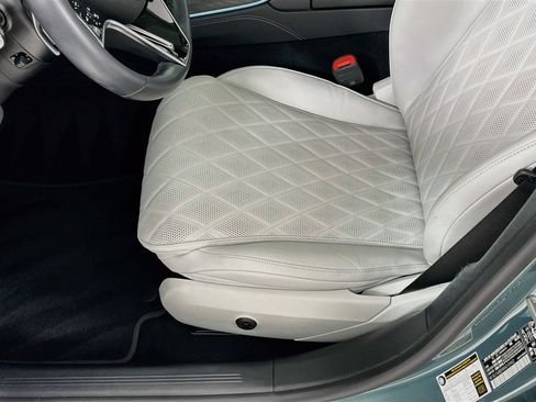 Certified 2024 Mercedes-Benz E 450 4MATIC Sedan image 21