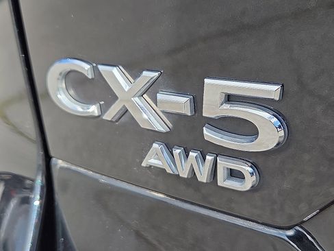 Used 2025 MAZDA CX-5 AWD 2.5 S w/ Preferred Package image 9