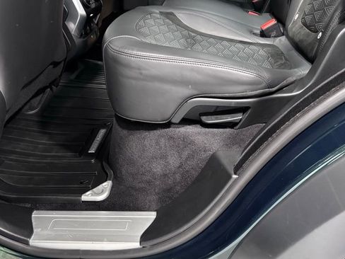 Used 2019 Land Rover Range Rover Sport SVR image 21