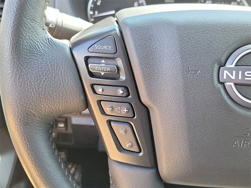 Certified 2023 Nissan Frontier SV w/ SV Convenience Package image 4