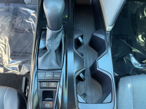 Certified 2025 Toyota Camry LE w/ Convenience Package image 28