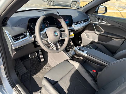 New 2026 BMW X2 xDrive28i w/ M Sport Package AWD/4WD image 19
