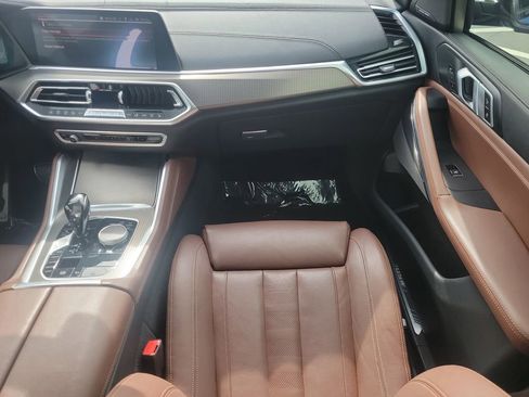 Used 2020 BMW X6 M50i image 14