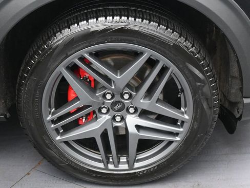 Used 2025 Ford Explorer ST-Line w/ ST-Line Street Pack image 36