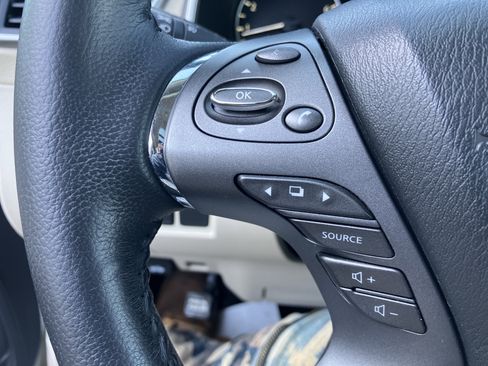 Used 2020 Nissan Murano SL image 26