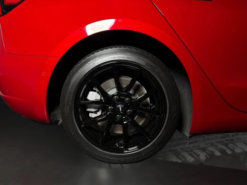Used 2022 Tesla Model 3 RWD image 18