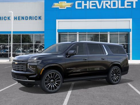 New 2026 Chevrolet Suburban High Country image 3