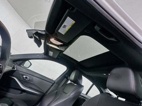 Used 2025 BMW 330i Sedan image 26