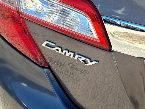 Used 2014 Toyota Camry XLE image 31
