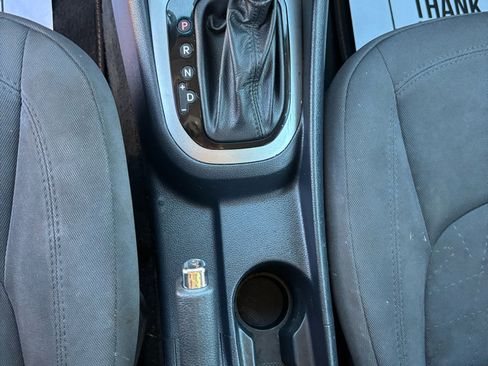 Used 2013 Kia Rio EX image 7