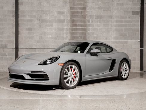 Used 2025 Porsche 718 Cayman S RWD image 5