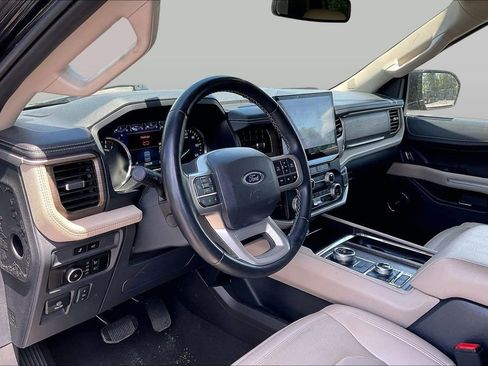Certified 2023 Ford Expedition Limited AWD/4WD image 13