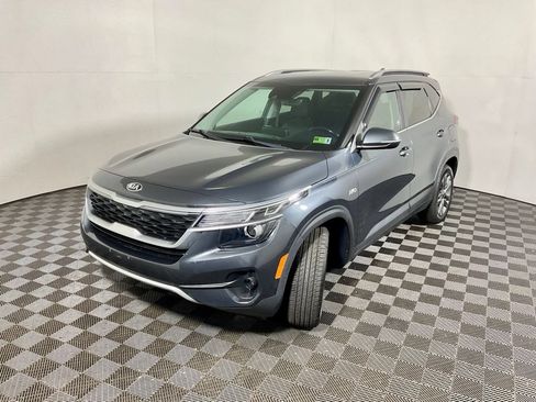 Used 2021 Kia Seltos S AWD/4WD image 9
