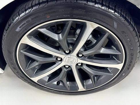 Used 2024 Honda Civic Touring image 38