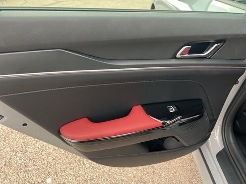 Used 2025 Kia K5 GT-Line w/ GT-Line Premium Package image 11