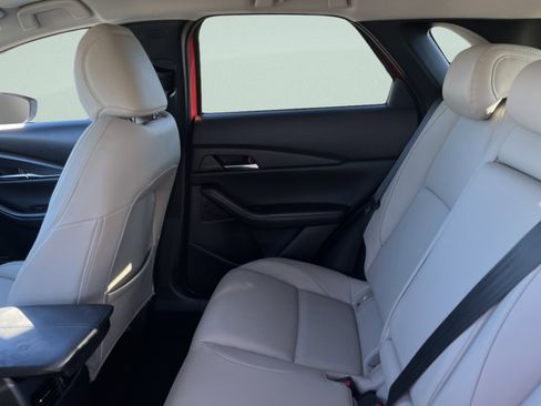 Used 2025 MAZDA CX-30 AWD 2.5 S w/ Preferred Package image 23