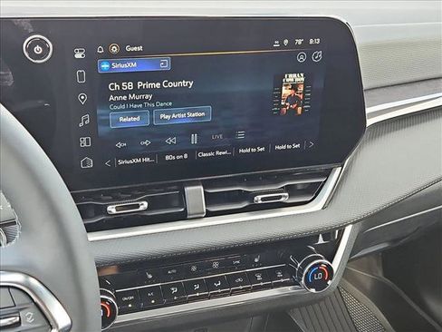 New 2026 Chevrolet Equinox LT w/ Convenience Package II FWD image 12