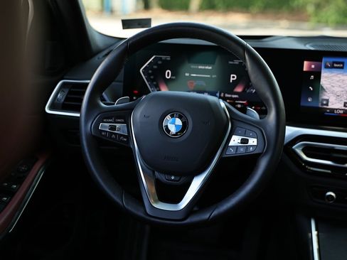 Used 2024 BMW 330i xDrive Sedan w/ Premium Package AWD/4WD image 28