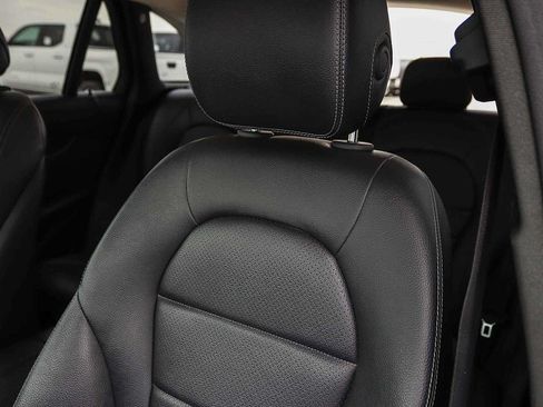 Used 2022 Mercedes-Benz GLC 300 image 25