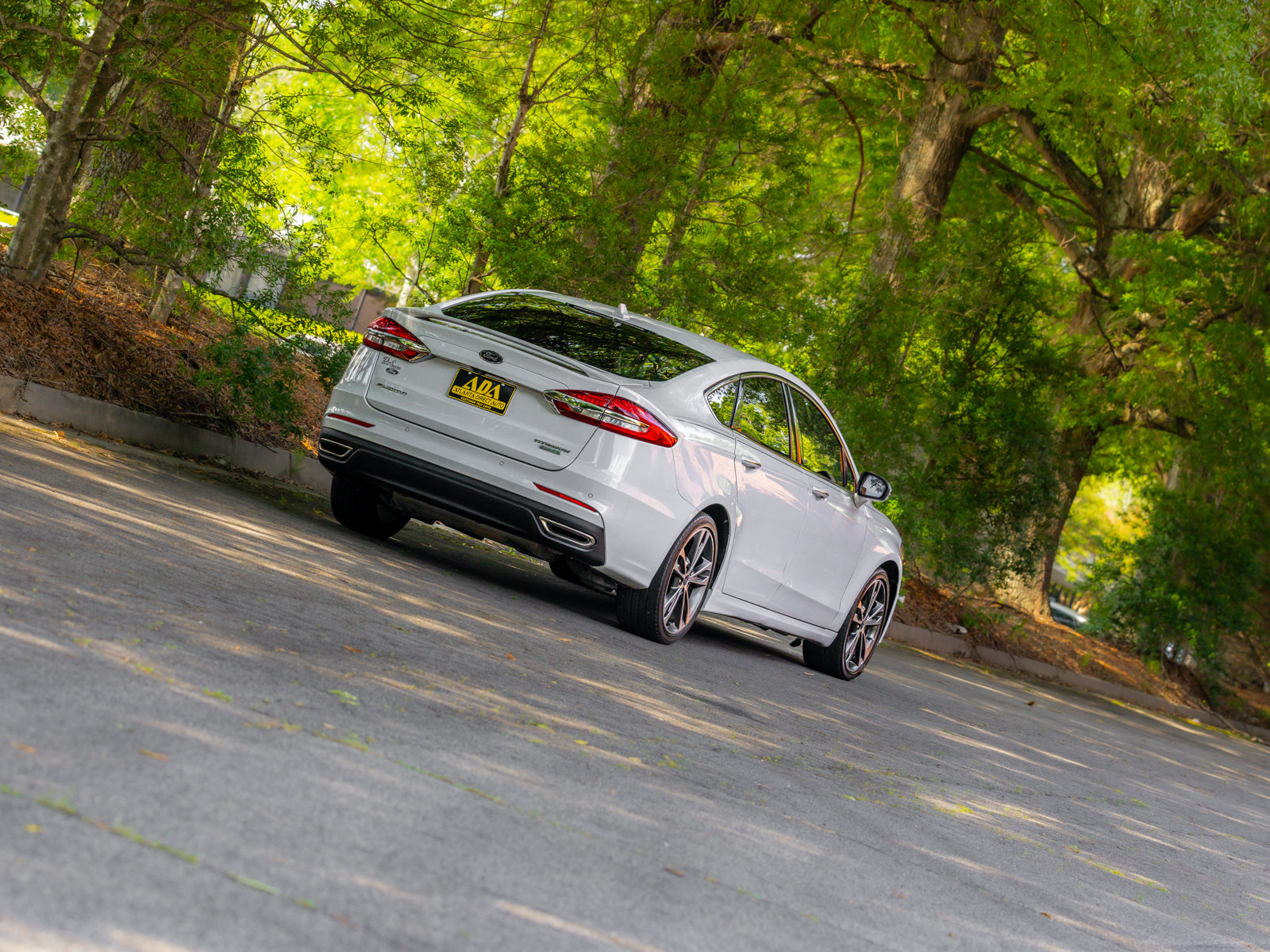 Used 2020 Ford Fusion Titanium FWD image 47