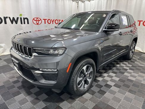 Used 2022 Jeep Grand Cherokee Limited 4xe image 3