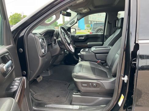 Used 2021 GMC Sierra 1500 SLT AWD/4WD image 16