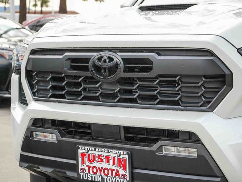 Certified 2026 Toyota Tacoma TRD Sport RWD image 5