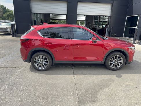 Used 2020 MAZDA CX-5 Signature AWD/4WD image 4