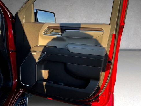 Used 2024 GMC Sierra 1500 SLT w/ SLT Premium Package image 34